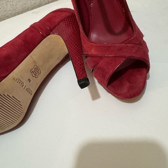 White House Black Market leather (suede) peep toe 3.75 inch heel pumps 8 M - Picture 7 of 12